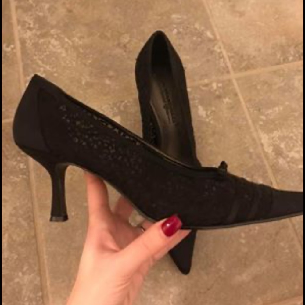 Black lace heals